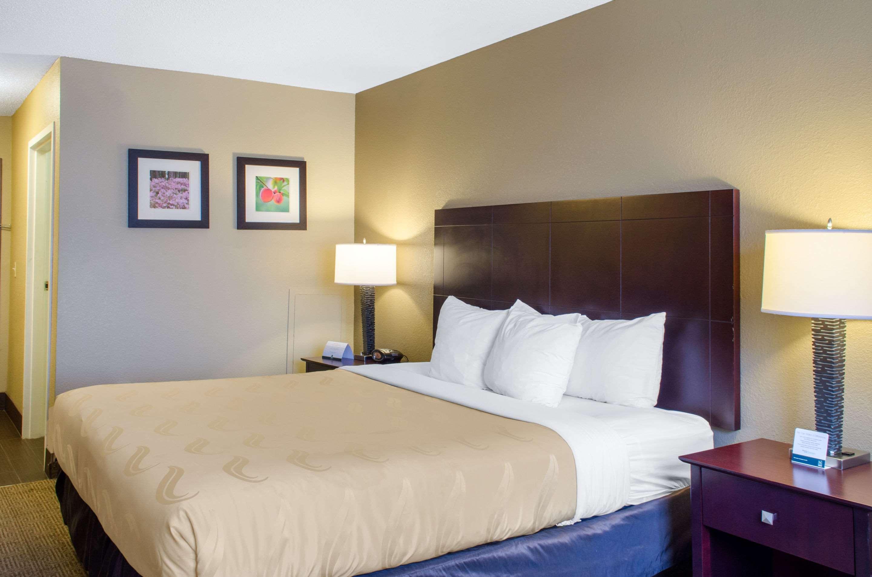 Quality Inn Растон Экстерьер фото