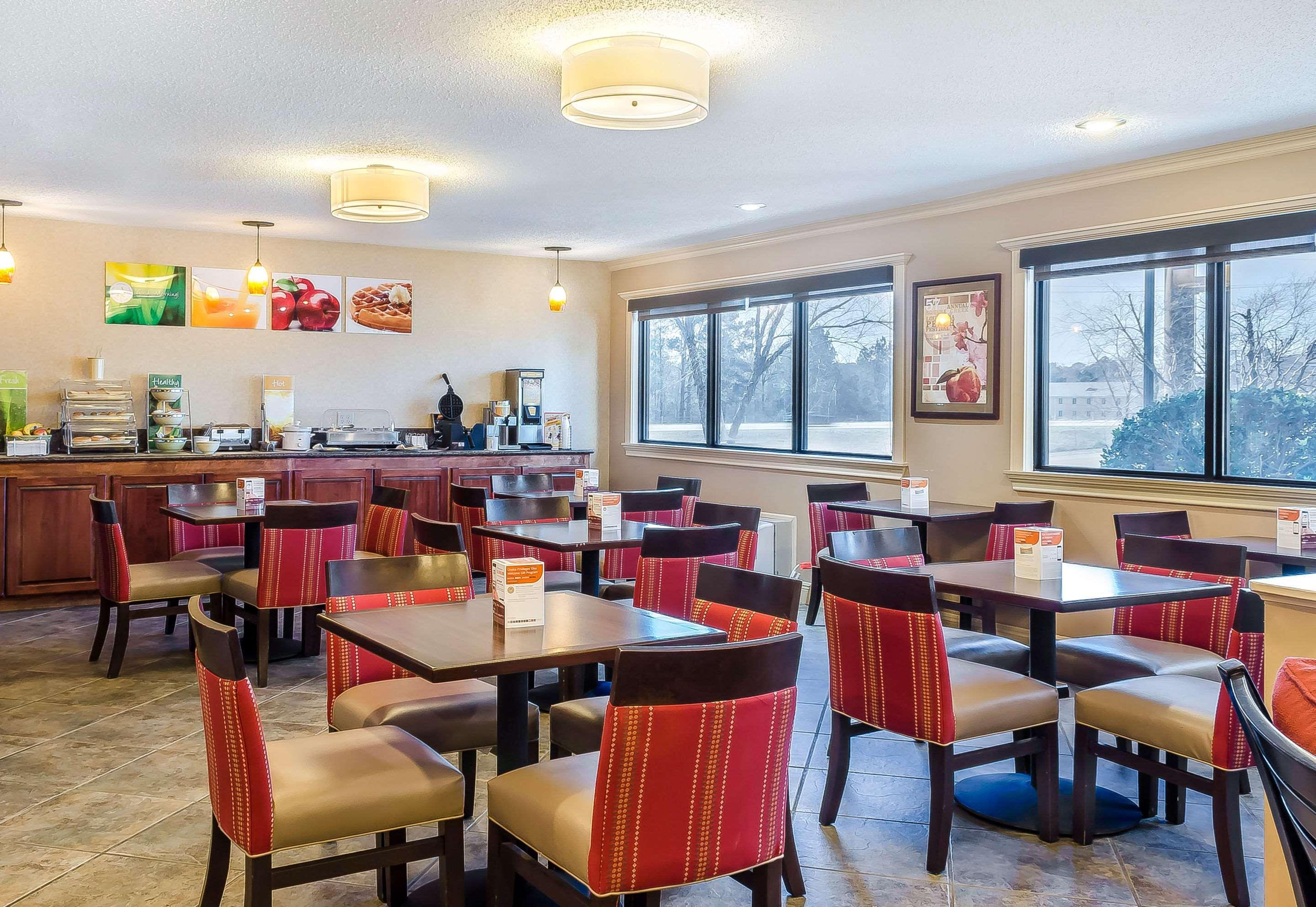 Quality Inn Растон Экстерьер фото