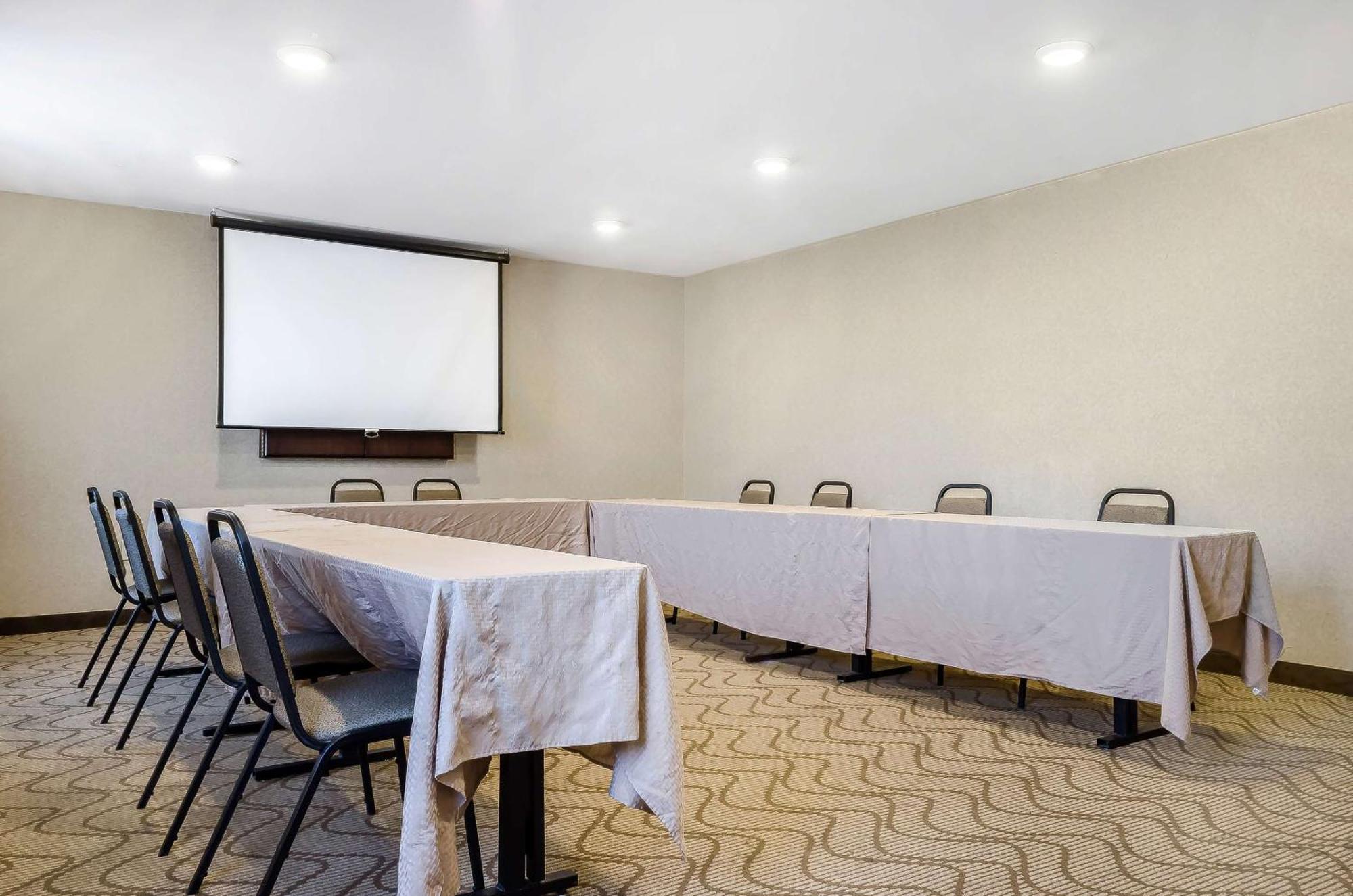 Quality Inn Растон Экстерьер фото
