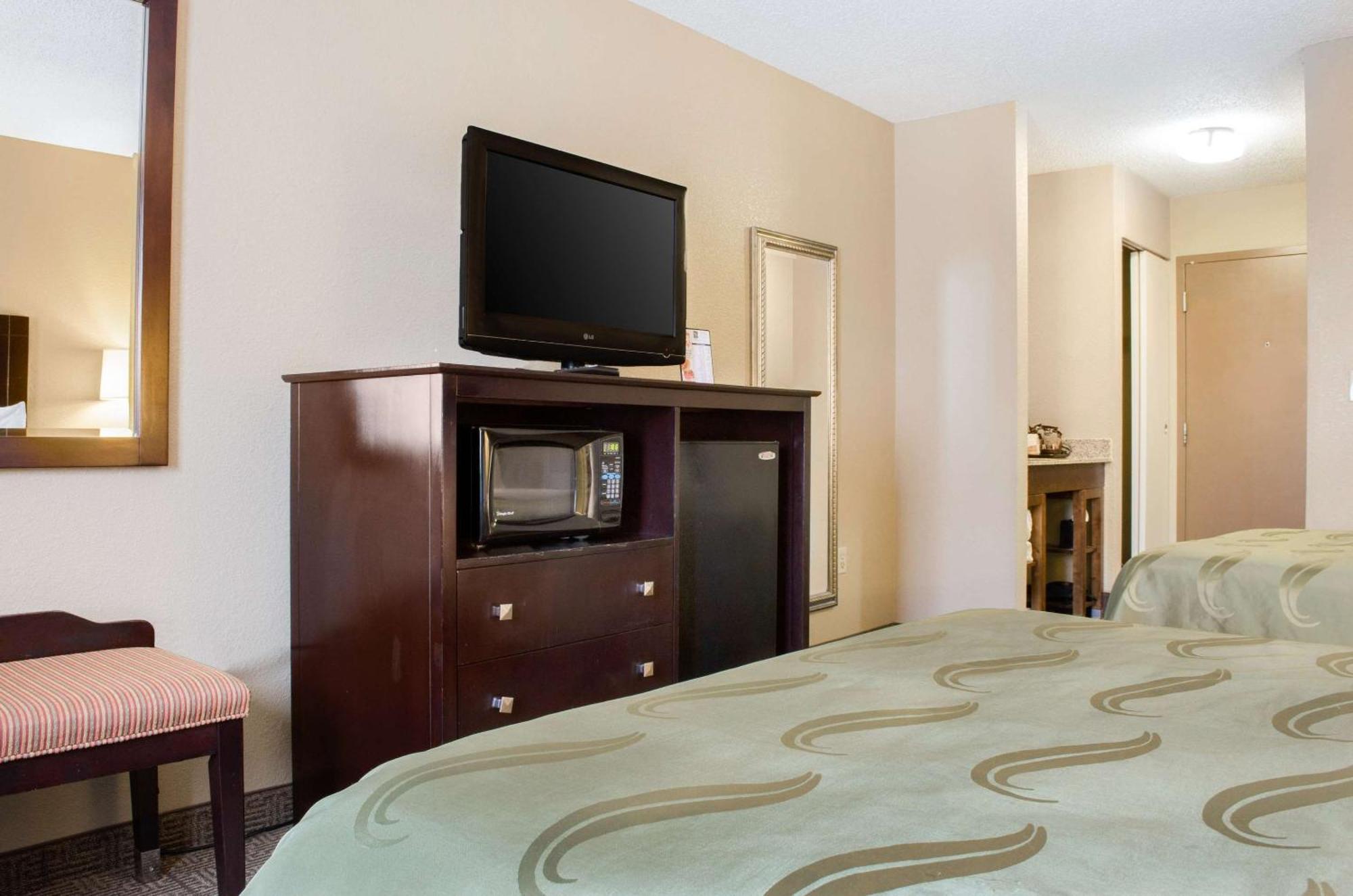 Quality Inn Растон Экстерьер фото