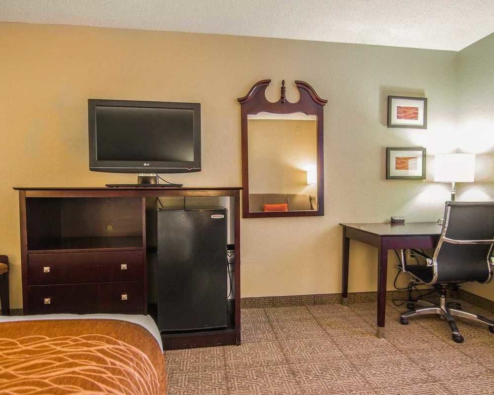 Quality Inn Растон Экстерьер фото