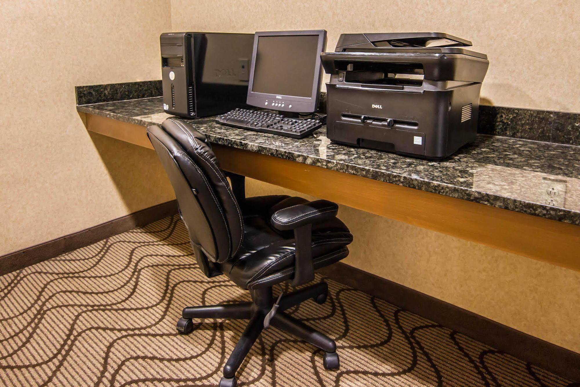 Quality Inn Растон Экстерьер фото